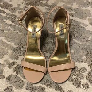 Women’s nude party heels